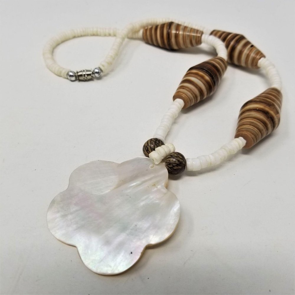 MOP Shell Necklace 18″ Unique Boho Flower